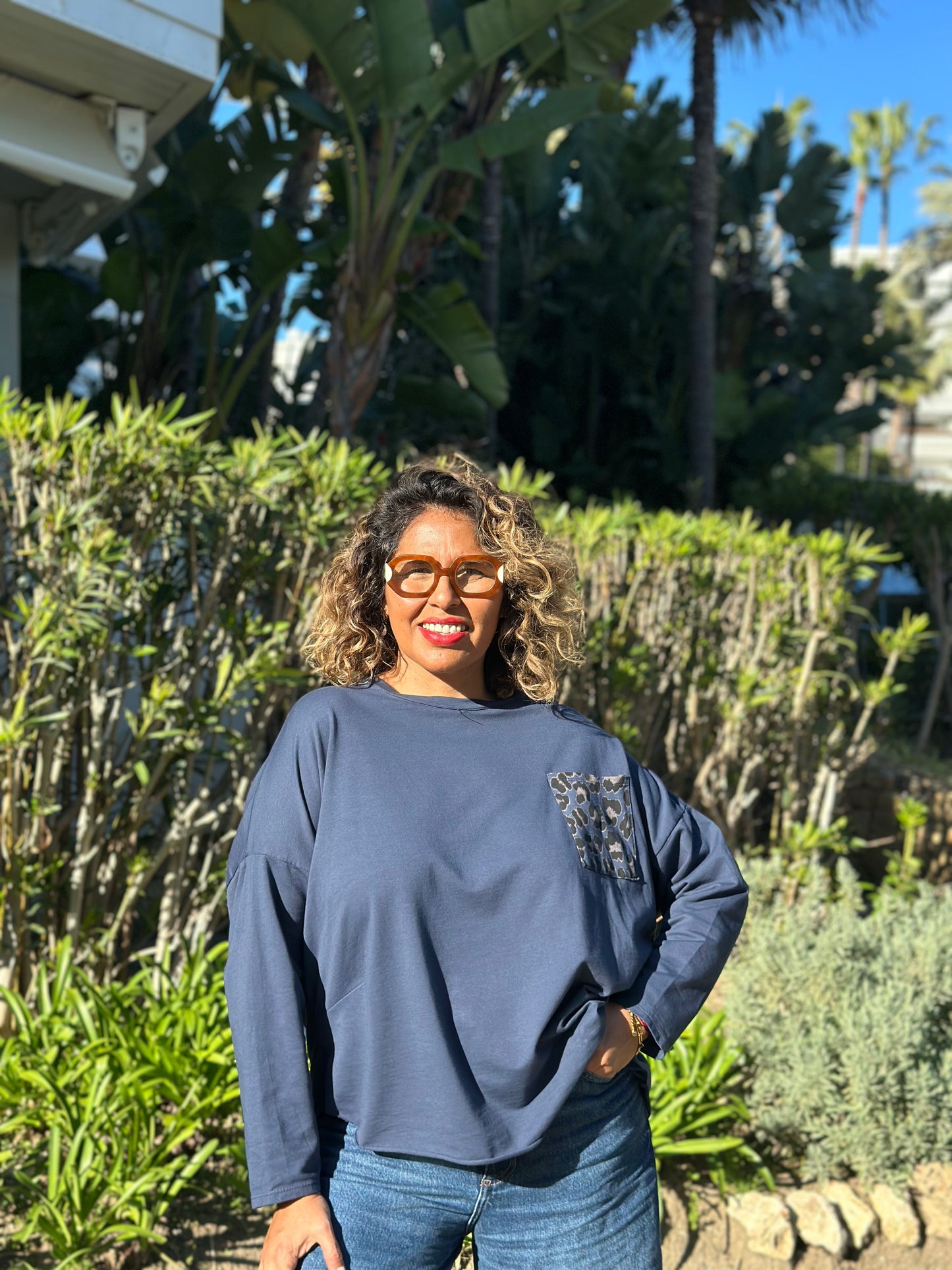 SUDADERA REGINA